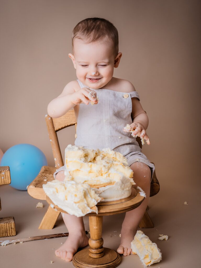 Cake-Smash-Shooting von Pictures by Inna