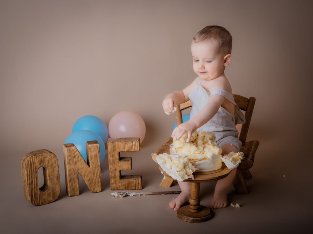 Cake-Smash-Shooting von Pictures by Inna